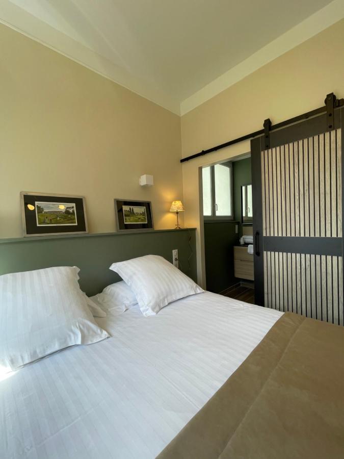 לימוז' Hotel Du Golf Saint Lazare מראה חיצוני תמונה